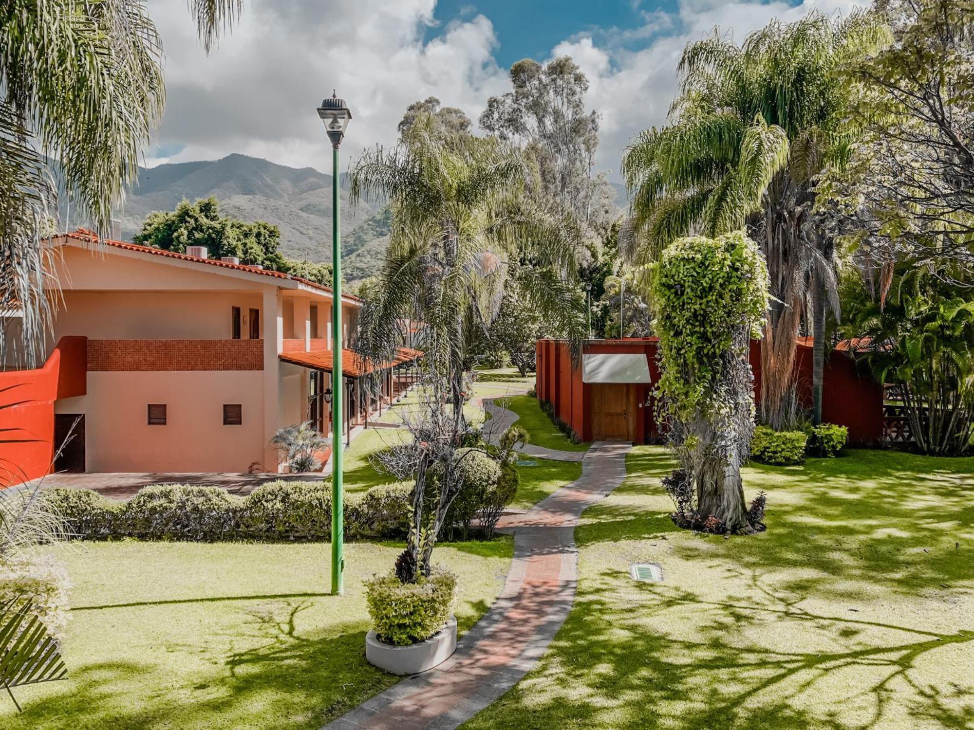 Real De Chapala Ξενοδοχείο Ajijic Εξωτερικό φωτογραφία